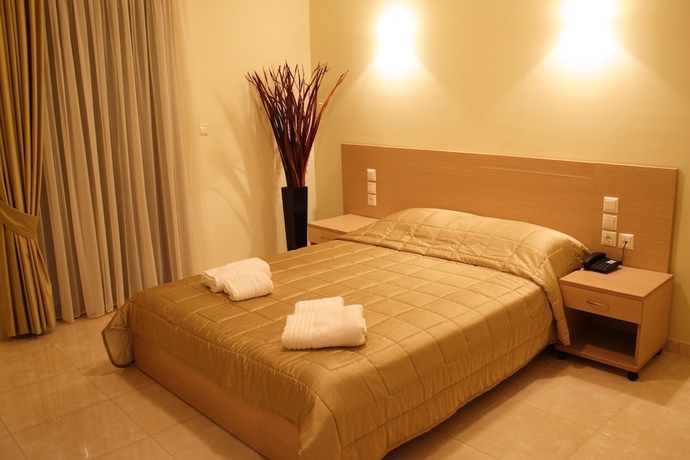 Imagen de la habitación del Hotel Eleana, Léucade. Foto 2