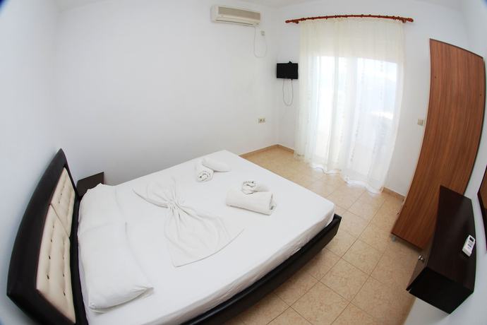 Imagen de la habitación del Hotel Eleana, Sarande. Foto 14