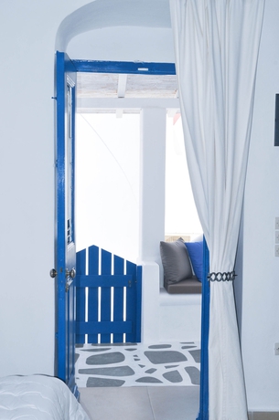 Imagen de la habitación del Hotel Eleanna's. Foto 7