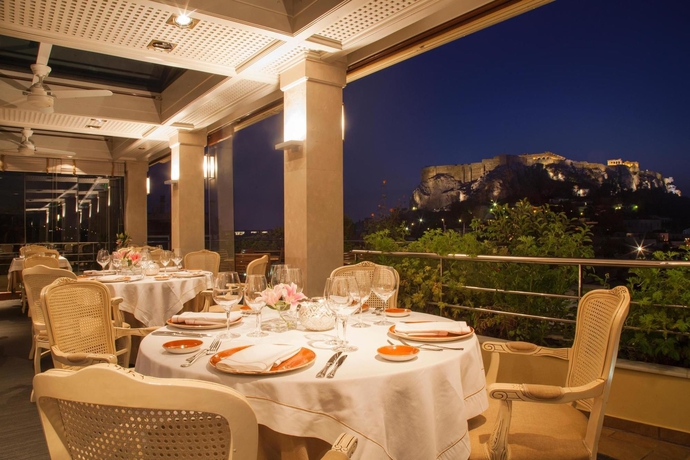 Imagen del bar/restaurante del Hotel Electra Palace Athens. Foto 4