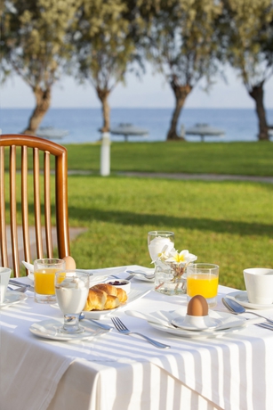 Imagen del bar/restaurante del Hotel Electra Palace Rhodes - Premium All Inclusive. Foto 5