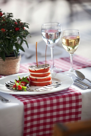 Imagen del bar/restaurante del Hotel Electra Palace Rhodes - Premium All Inclusive. Foto 7