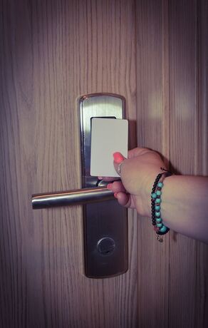 Imagen de la habitación del Hotel Electra Suites. Foto 13