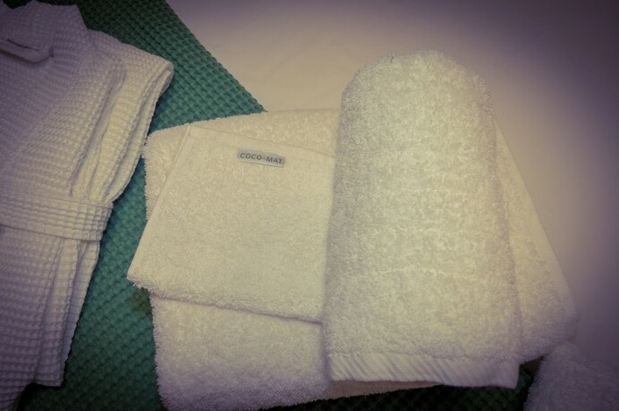 Imagen de la habitación del Hotel Electra Suites. Foto 19