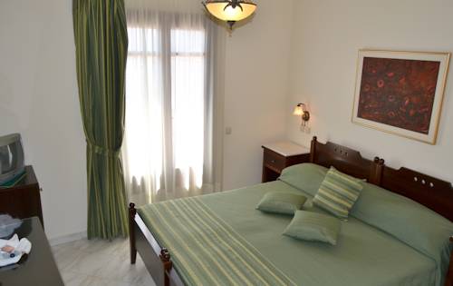 Imagen de la habitación del Hotel Electra Syros Boutique. Foto 3