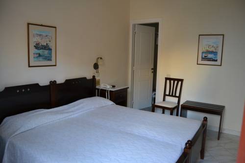 Imagen de la habitación del Hotel Electra Syros Boutique. Foto 5