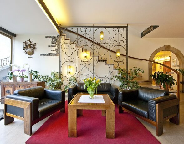 Imagen general del Hotel Elefant, Auer - Ora. Foto 10