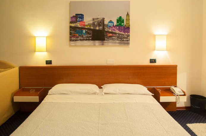 Imagen de la habitación del Hotel Elefante Bianco. Foto 8