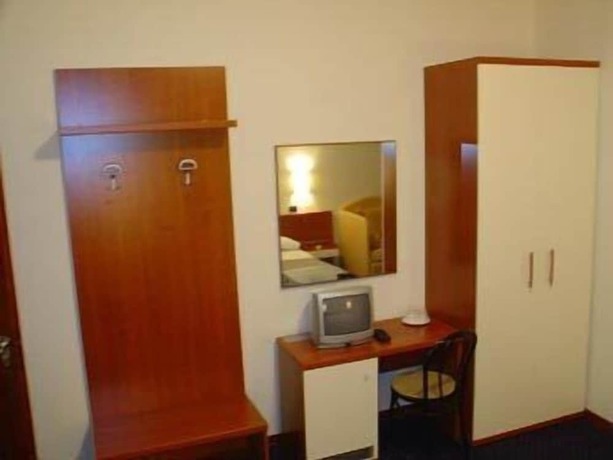 Imagen de la habitación del Hotel Elefante Bianco. Foto 14