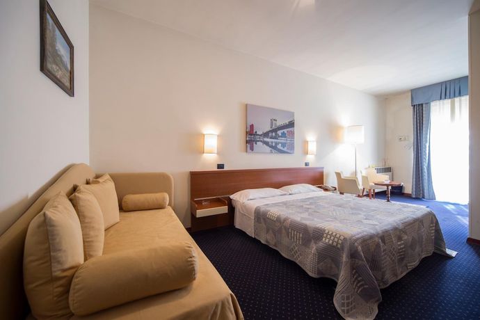 Imagen de la habitación del Hotel Elefante Bianco. Foto 17