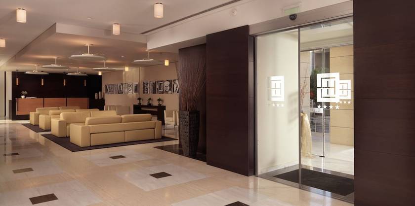 Imagen de los interiores del Hotel Elefsina. Foto 20