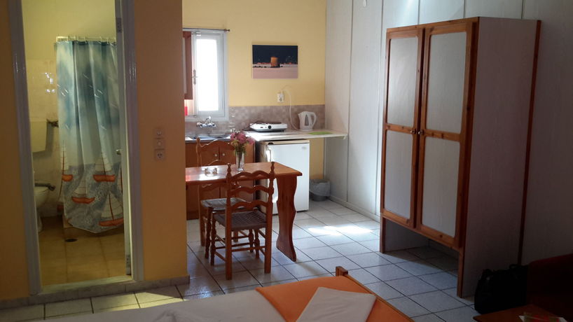 Imagen de la habitación del Hotel Elefteria. Foto 5