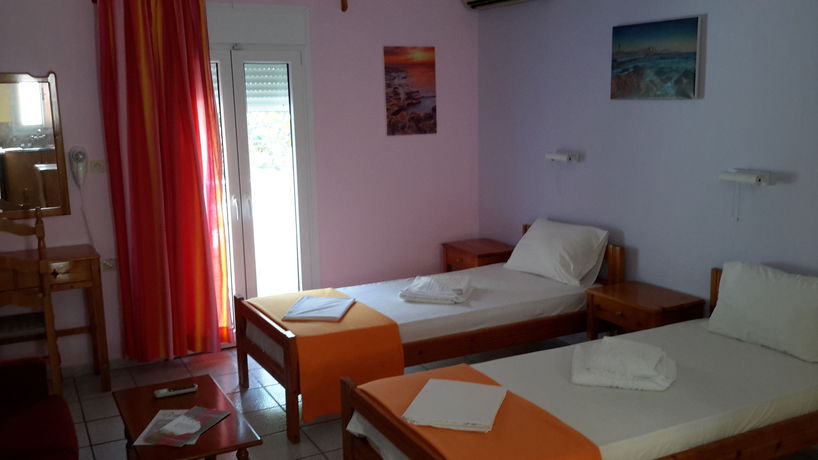 Imagen de la habitación del Hotel Elefteria. Foto 6