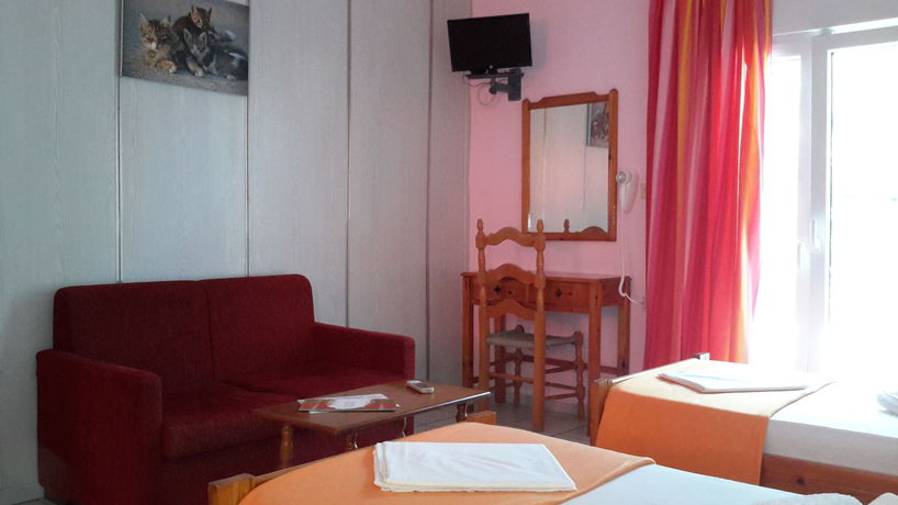 Imagen de la habitación del Hotel Elefteria. Foto 8