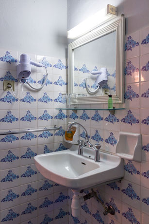 Imagen de la habitación del Hotel Elefteria. Foto 9