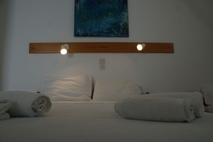 Imagen de la habitación del Hotel Eleftheria, Paros Ciudad. Foto 2