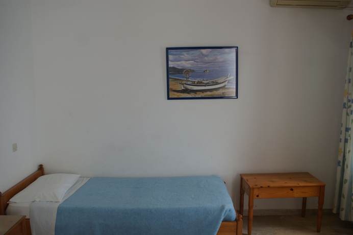 Imagen de la habitación del Hotel Eleftheria, Paros Ciudad. Foto 3