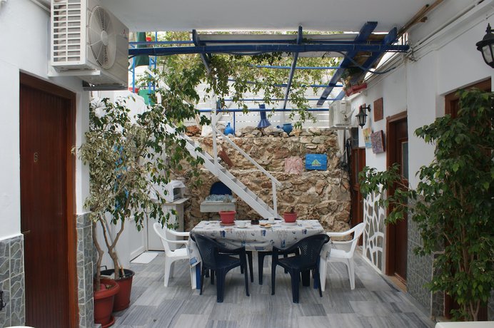 Imagen de la habitación del Hotel Eleftheria, Paros Ciudad. Foto 5