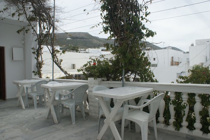 Imagen de la habitación del Hotel Eleftheria, Paros Ciudad. Foto 16