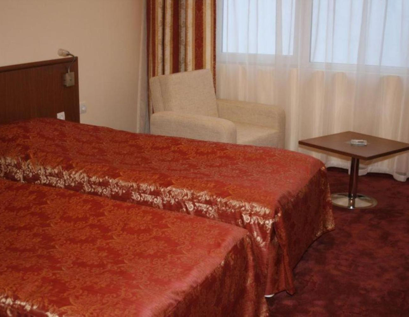 Imagen general del Hotel Elegance, Asenovgrad. Foto 20