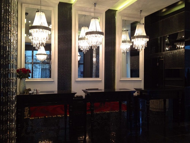 Imagen de los interiores del Hotel Elegance Bund Hotel. Foto 6