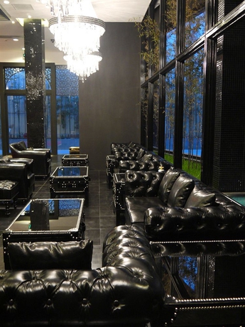 Imagen de los interiores del Hotel Elegance Bund Hotel. Foto 9