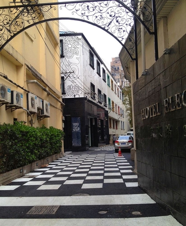 Imagen de los exteriores del Hotel Elegance Bund Hotel. Foto 4