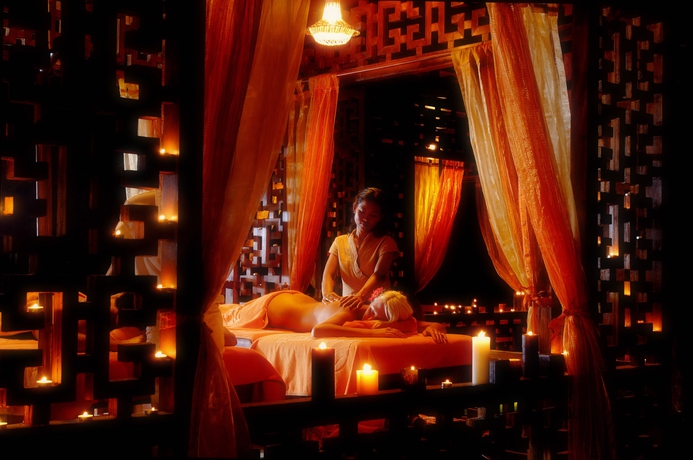 Imagen de los interiores del Hotel Elegance Hotels International. Foto 9