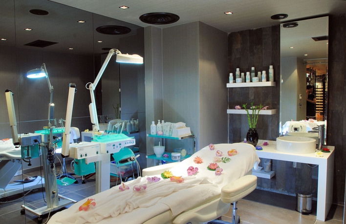 Imagen de los interiores del Hotel Elegance Hotels International. Foto 12