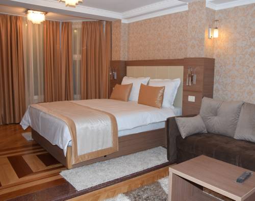 Imagen de la habitación del Hotel Elegance, Ilidža. Foto 1