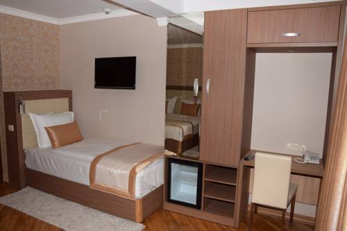 Imagen de la habitación del Hotel Elegance, Ilidža. Foto 3