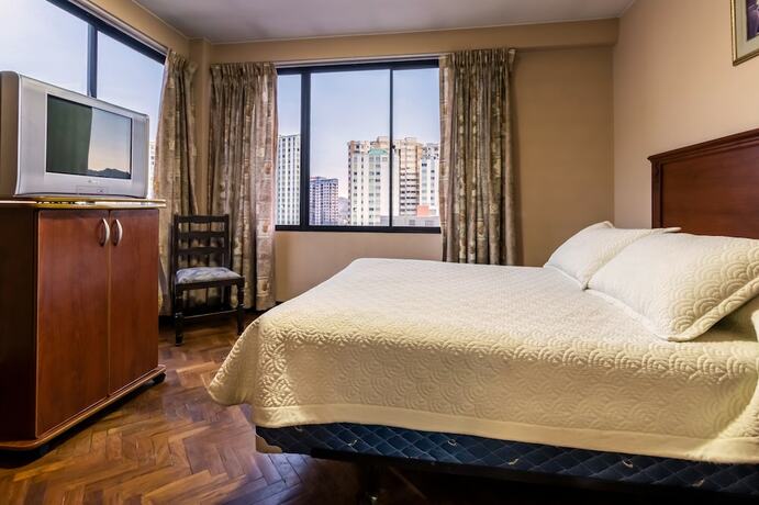 Imagen general del Hotel Elegance, La Paz. Foto 2