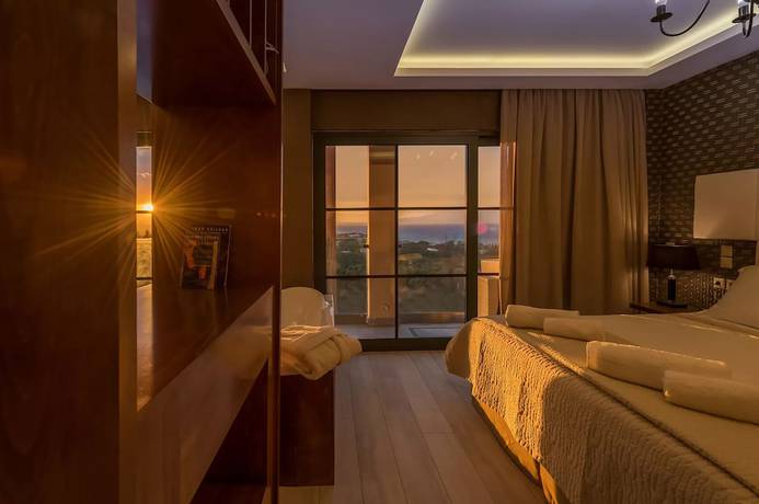 Imagen de la habitación del Hotel Elegance Luxury Executive Suites - Adults Only. Foto 5