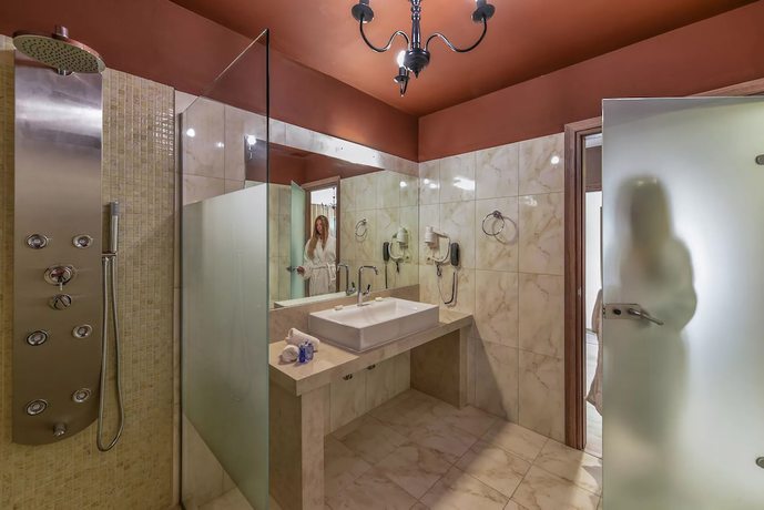 Imagen de la habitación del Hotel Elegance Luxury Executive Suites - Adults Only. Foto 18