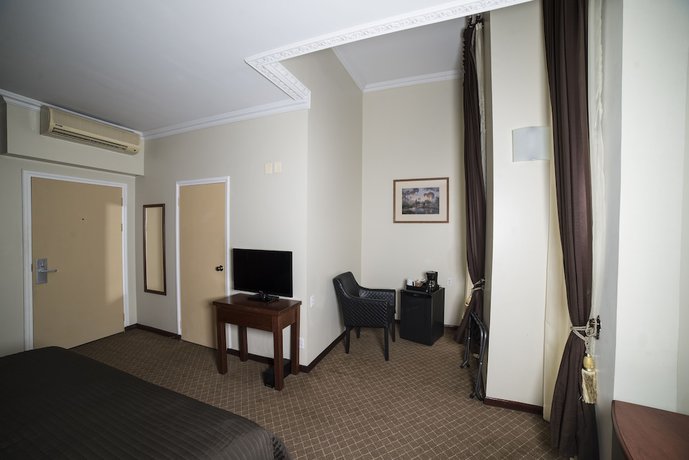 Imagen de la habitación del Hotel Elegance N.V.. Foto 13