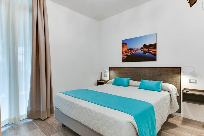 Imagen de la habitación del Hotel Elegance Suite Apartments. Foto 17