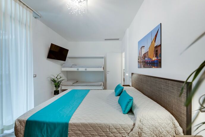 Imagen general del Hotel Elegance Suite Apartments. Foto 8
