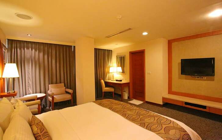 Imagen de la habitación del Hotel Elegance Taipei. Foto 21