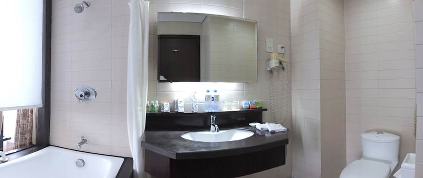 Imagen de la habitación del Hotel Elegance Tianjin. Foto 7