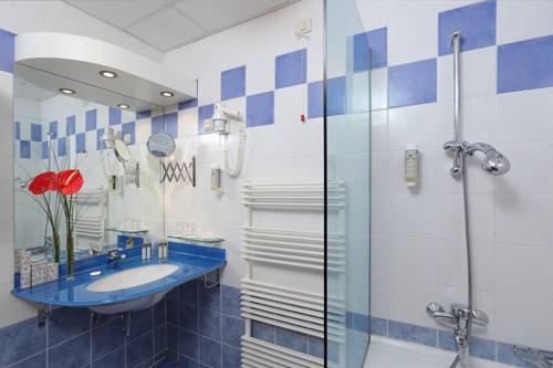 Imagen de la habitación del Hotel Elegans Brdo. Foto 3