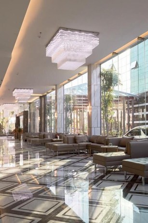Imagen de los interiores del Hotel Elegant Airport Hotel. Foto 13