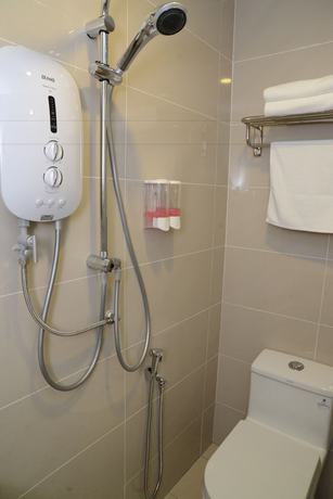 Imagen de la habitación del Hotel Elegant, Batu Pahat. Foto 8