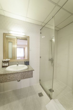 Imagen de la habitación del Hotel Elegant. Foto 14