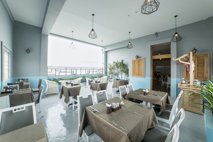 Imagen del bar/restaurante del Hotel Elegant, Ho Chi Minh. Foto 1