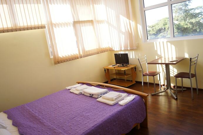 Imagen de la habitación del Hotel Elegant, Mayskiy. Foto 15