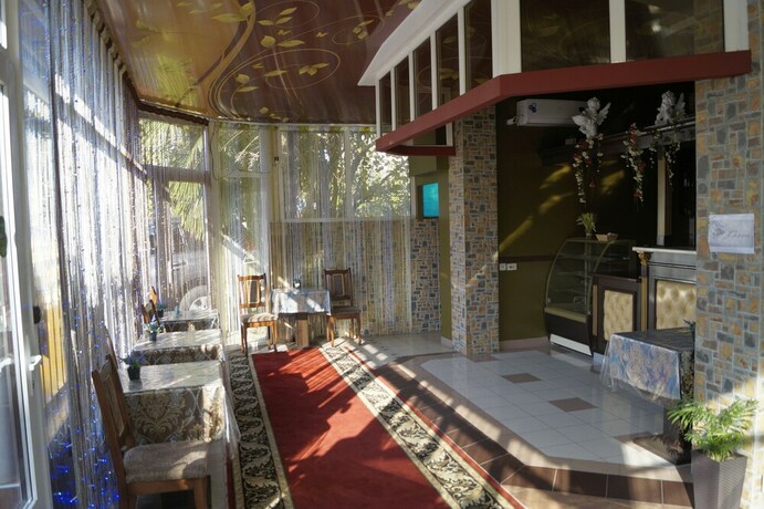 Imagen general del Hotel Elegant, Mayskiy. Foto 12