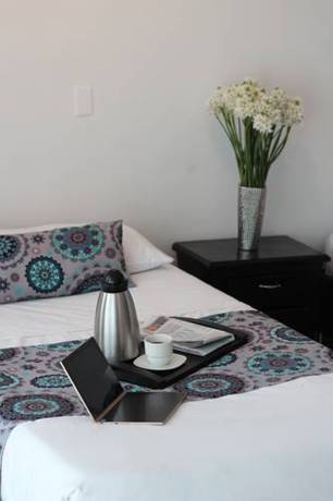 Imagen de la habitación del Hotel Elegant Suite. Foto 3