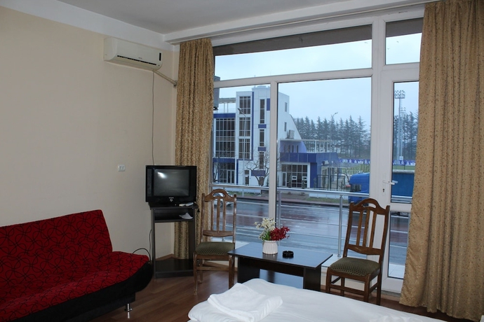 Imagen general del Hotel Eleganti. Foto 1