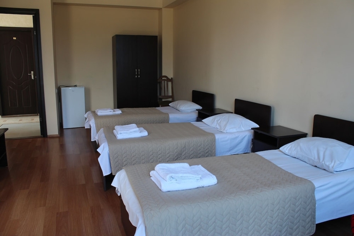 Imagen de la habitación del Hotel Eleganti. Foto 15
