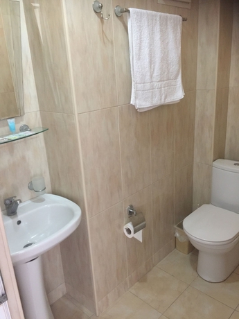 Imagen de la habitación del Hotel Eleganti. Foto 17